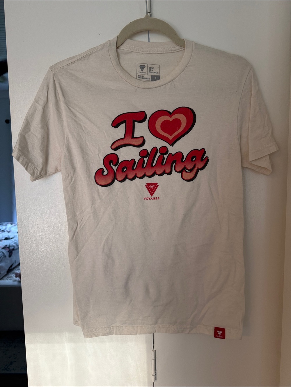 I Love Sailing Graphic Tee - Cream with Red Print - Virgin Voyages